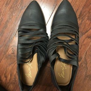 Mari A. Black Pointed Toe Bootie